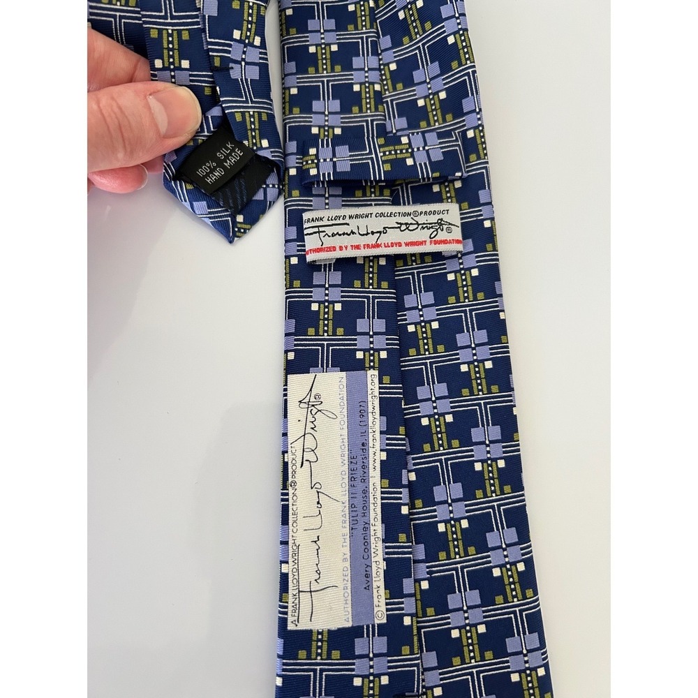 Frank Lloyd Wright Tie Navy Blue Silk Tulip II Frieze Geometric Architecture - Picture 3 of 4